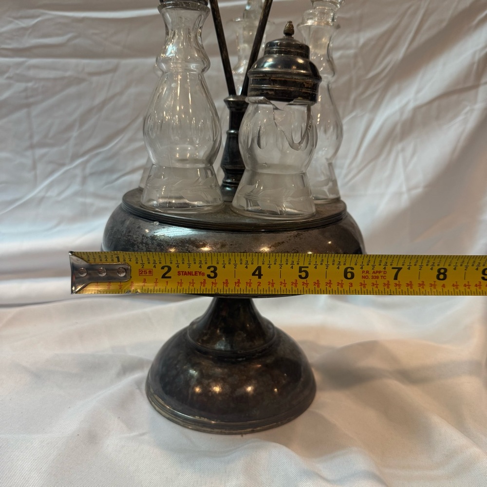 Antique 1800s Silver Cruet Set with Glass Bottles by Pairpoint Mfg. Co - Picture 13 of 14